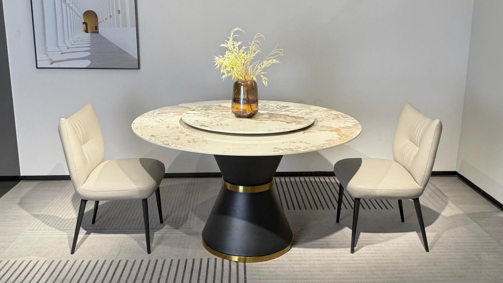 table ronde avec plateau tournant