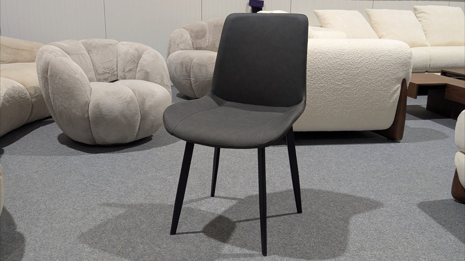 lot de 2 chaises salle a manger grises pas cher de pascalis